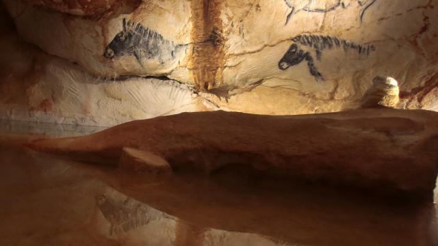 réplique grotte Cosquer le 21/5/22(.Photo by Patrick Aventurier)