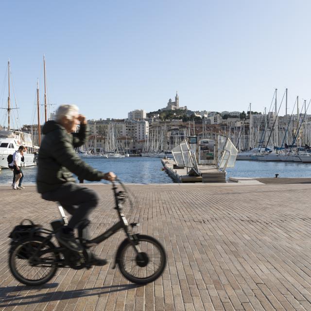 VieuxPort-Marseille - velo ©LamyOTCM-min