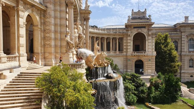 Palais Longchamp Exterieur