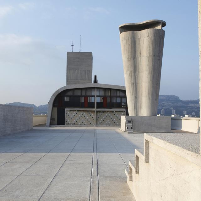 Toit terrasse de la Cité Radieuse - Le Corbusier à Marseille