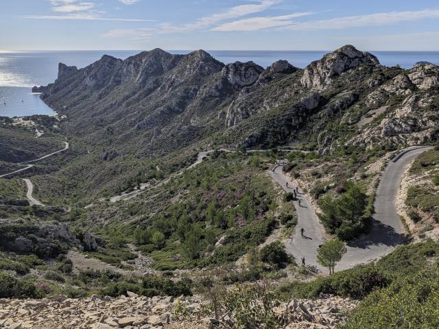 Ciclistas En La Ruta De Sormiouhkotlcm 1