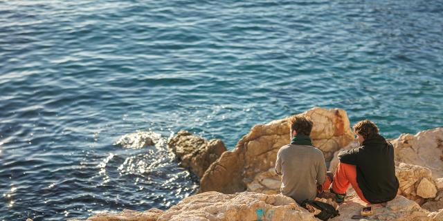 Personne sur les rochers à Malmousque Marseille